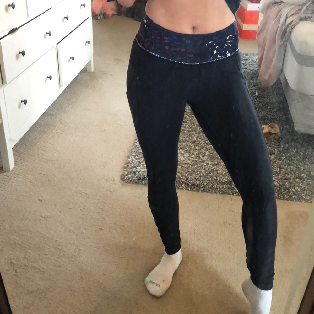 Lululemon leggings size 4